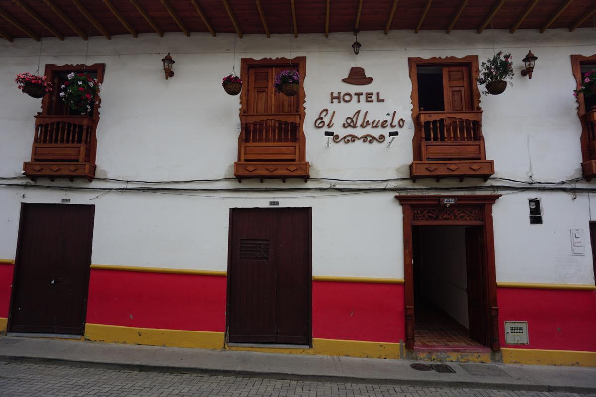 hotel-el-abuelo-1.JPG