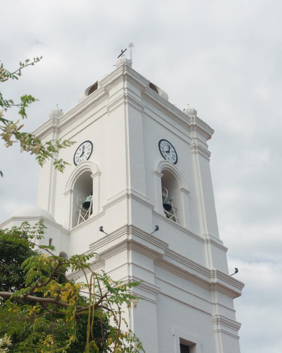 Torre campanario de la Catedral Basílica de Santa Marta